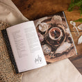 Cargar la imagen en la vista de la galería, Find your Soul Path Book